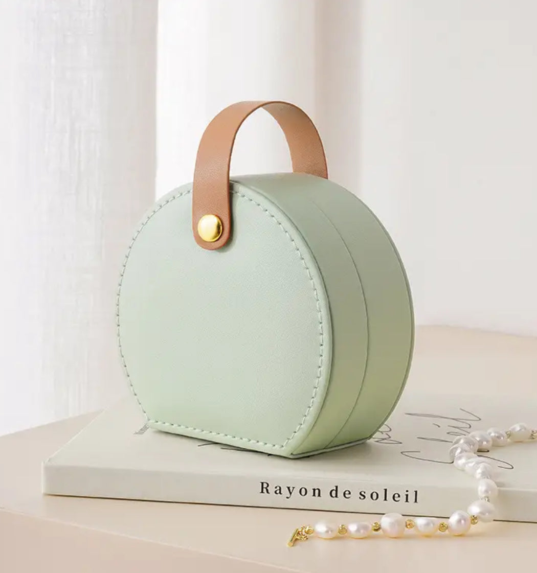 Purses/Bags/Travel Essentials