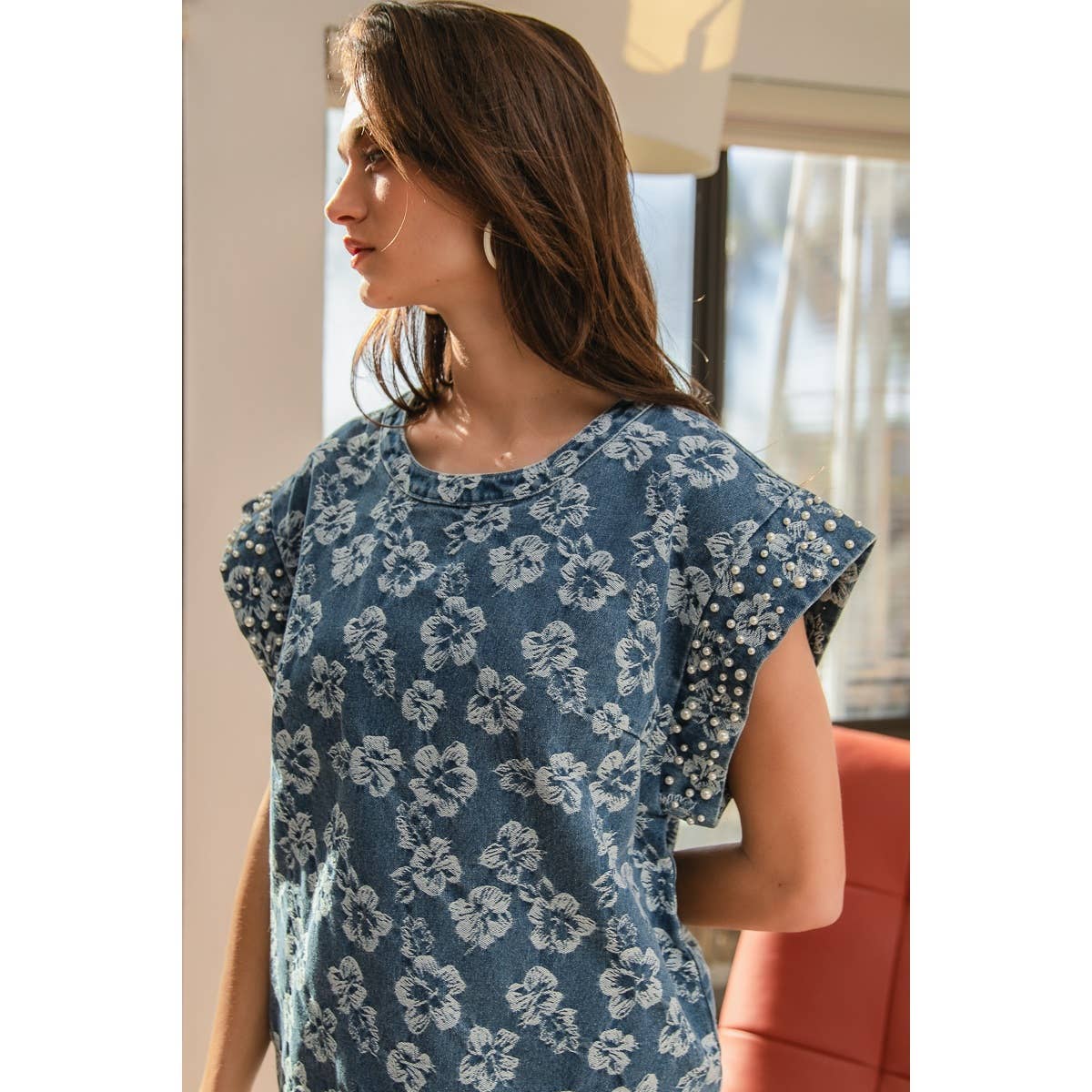 WASHED FLORAL TEXTURE DENIM AND PEARL TOP