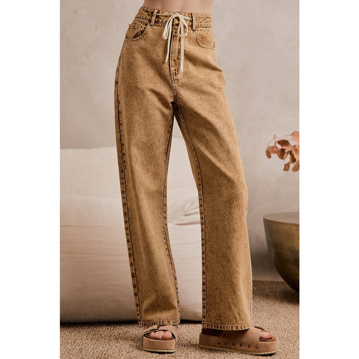 WASHED DRAWSTRING BAGGY JEANS