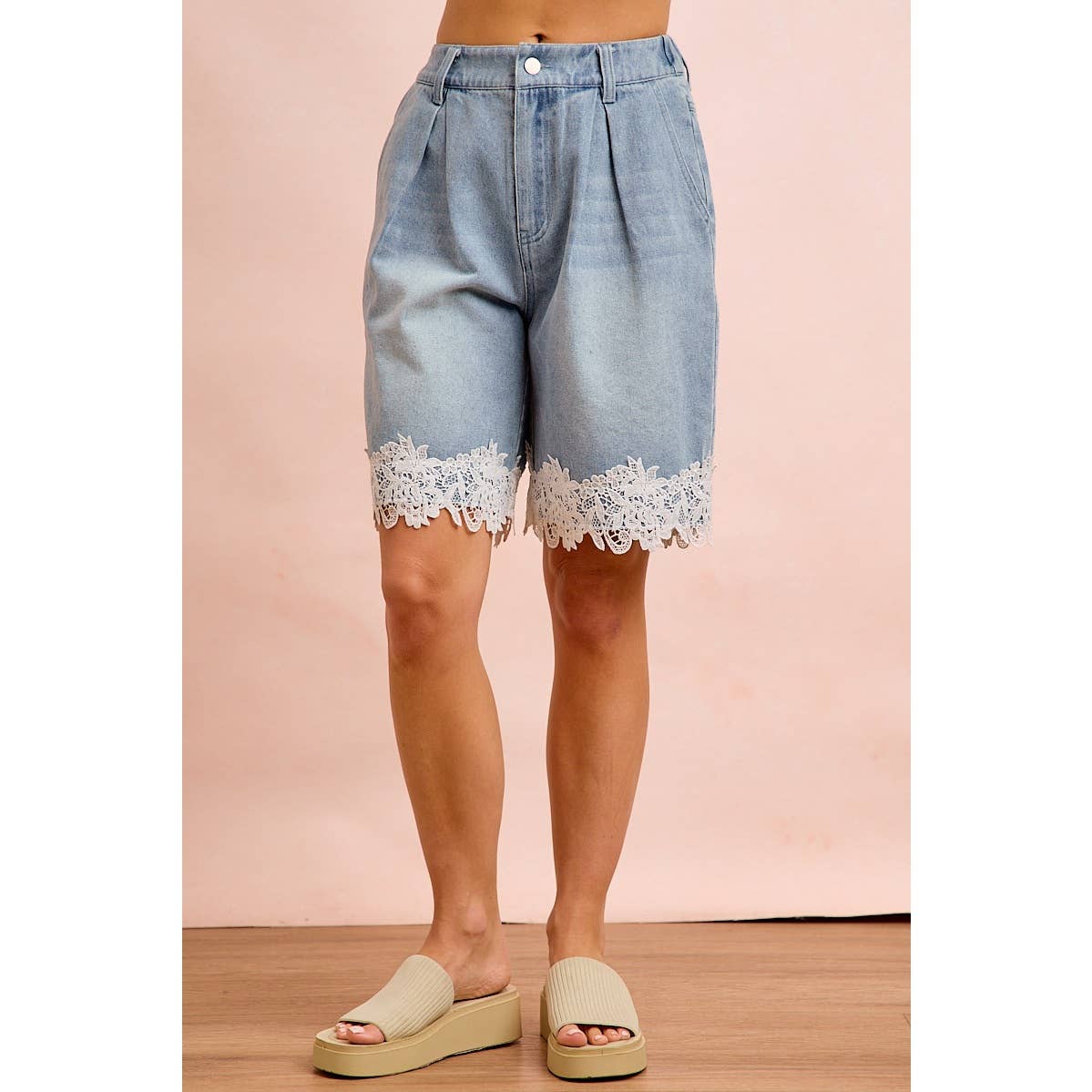 WASHED DENIM LACE HEM HALF PANTS WITH PLEATED DETAIL