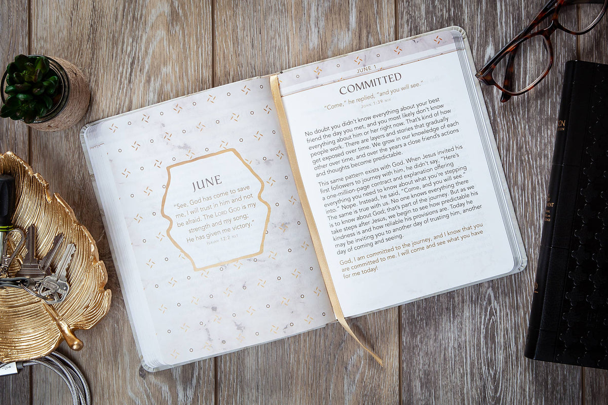 A Little God Time for Men (Large Print Devotional)