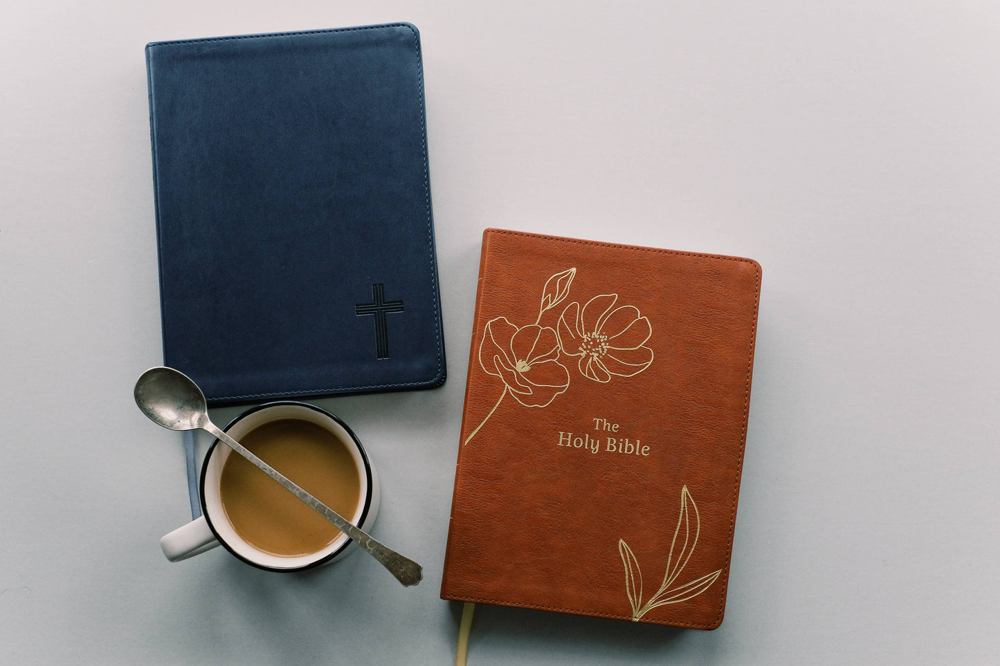 The Holy Bible: SKJV [Chestnut Floral]