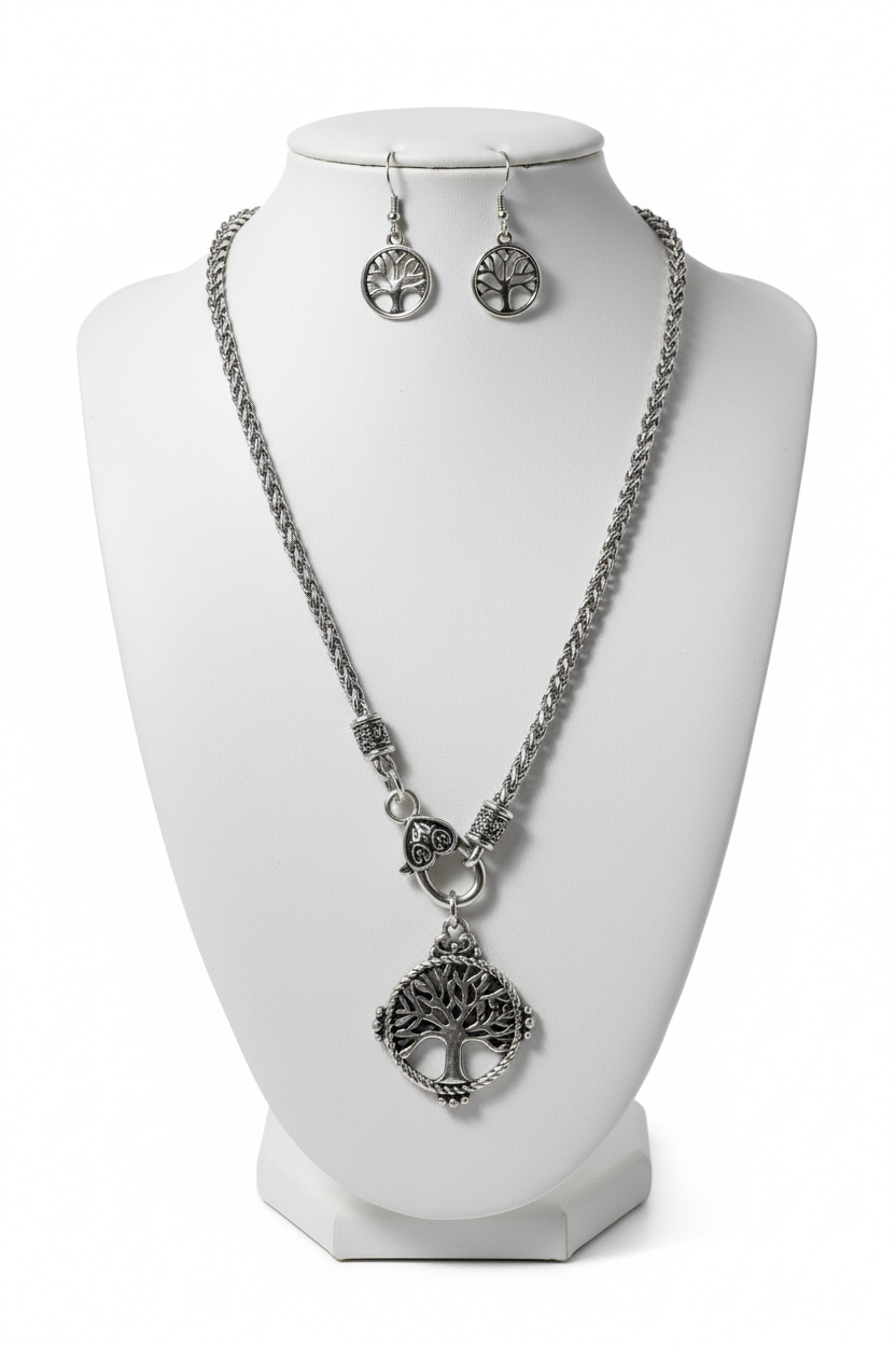 ‘Rooted in Christ’ Silver Necklace with heart clasp.