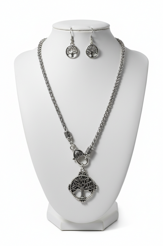 ‘Rooted in Christ’ Silver Necklace with heart clasp.