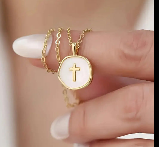 Golden circular cross pendant necklace ￼