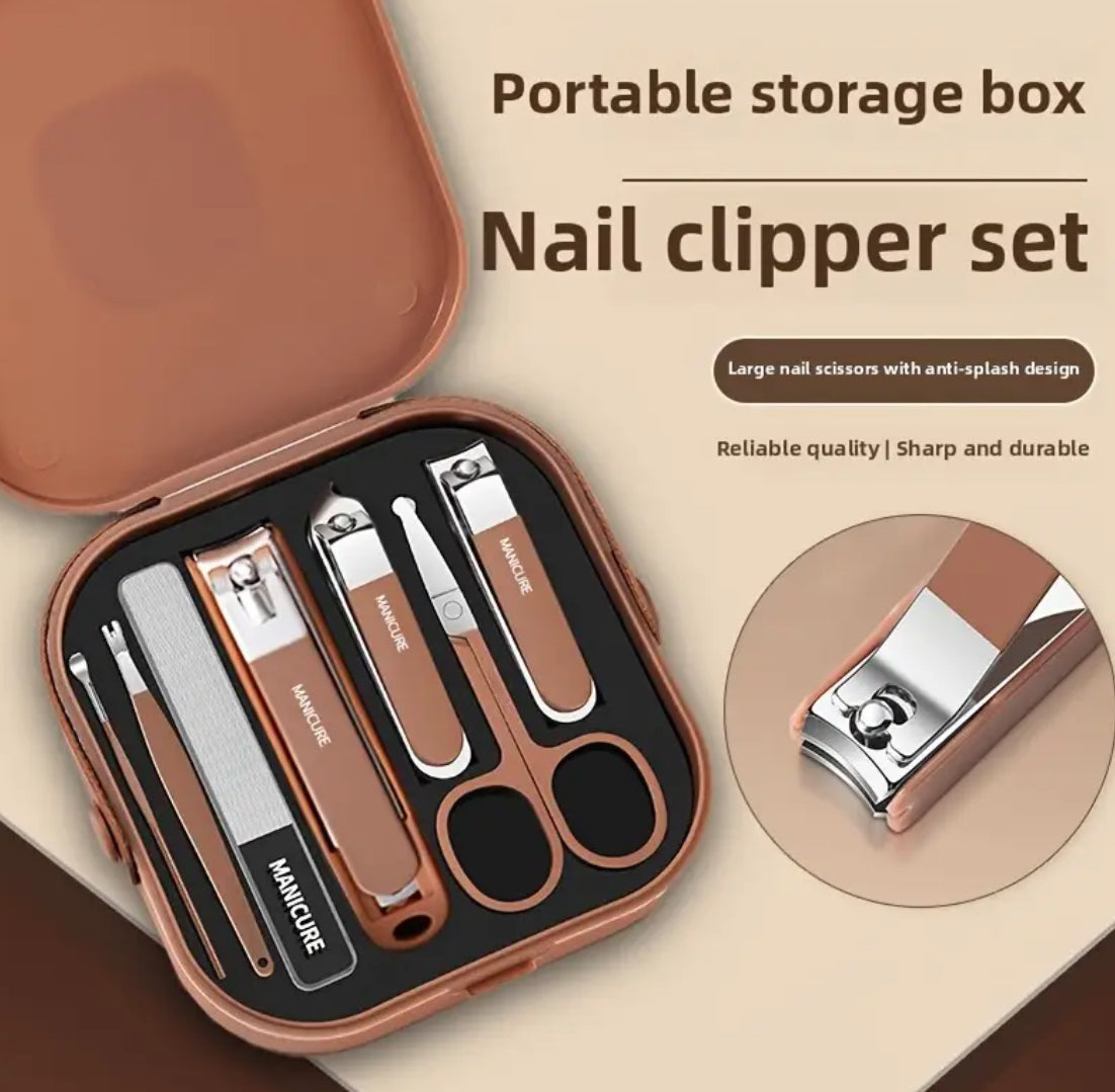 7pcs Nail Trimming Set in a sturdy and chic plastic case with faux leather embellishments