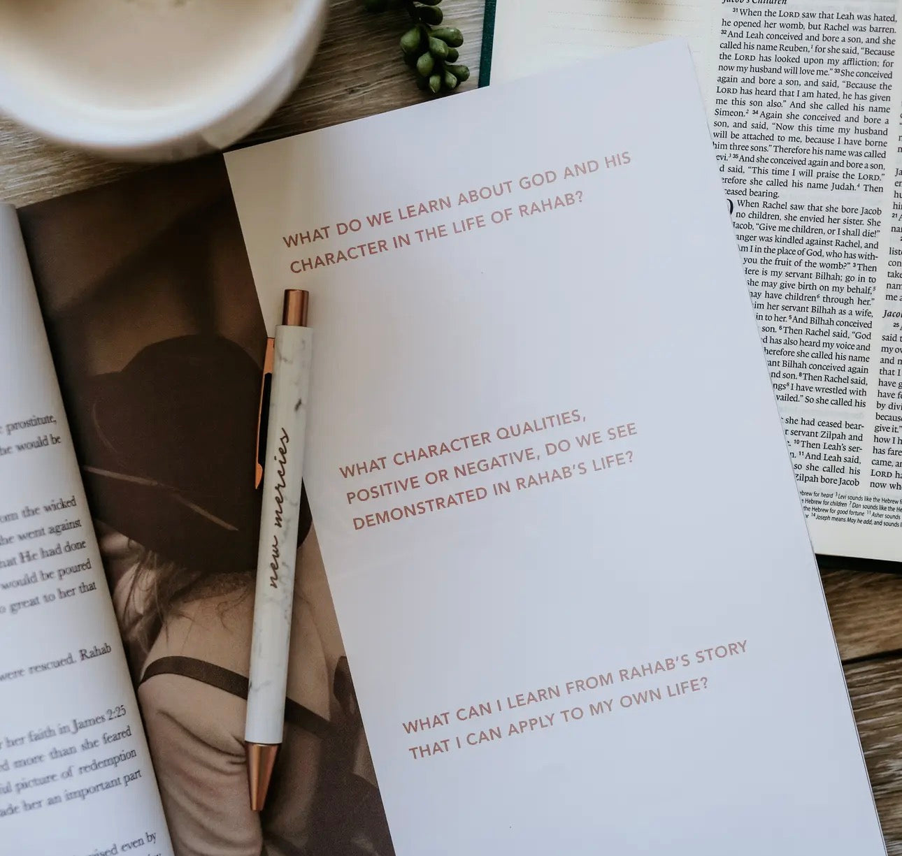 Daughter of Grace ~ Daily Grace Book