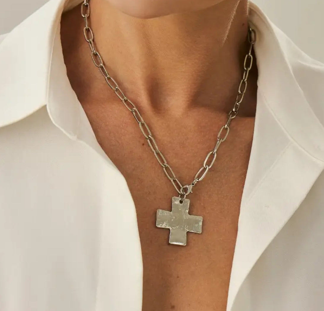 Minimalist Cross Pendant Necklace in Gold and Silver