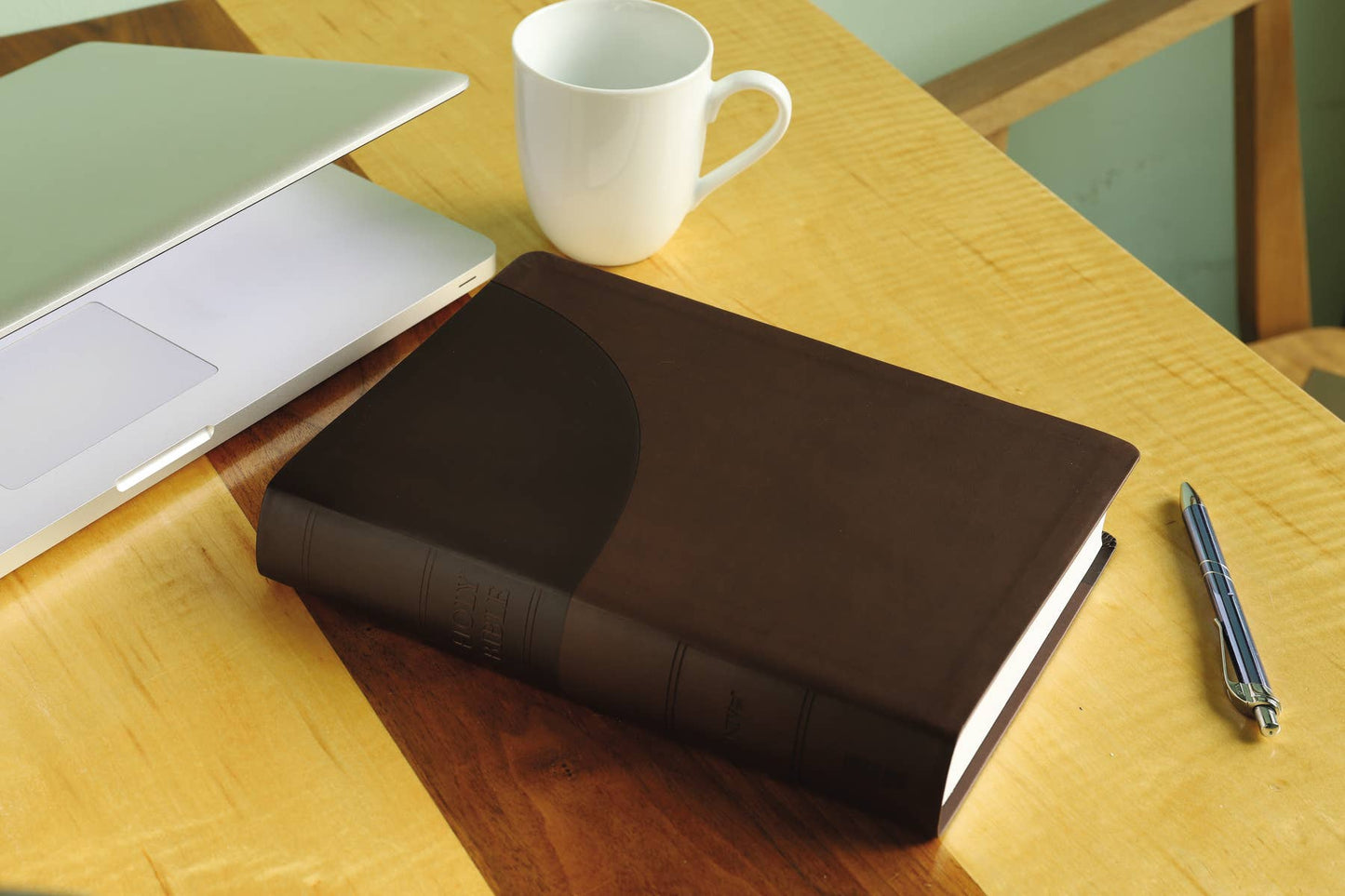NIV, Super Giant Print Reference Bible